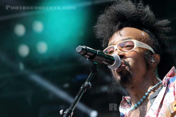 FANTASTIC NEGRITO - 2019-07-05 - HEROUVILLE SAINT CLAIR - Chateau de Beauregard - Scene Beauregard - Xavier Dphrepaulezz